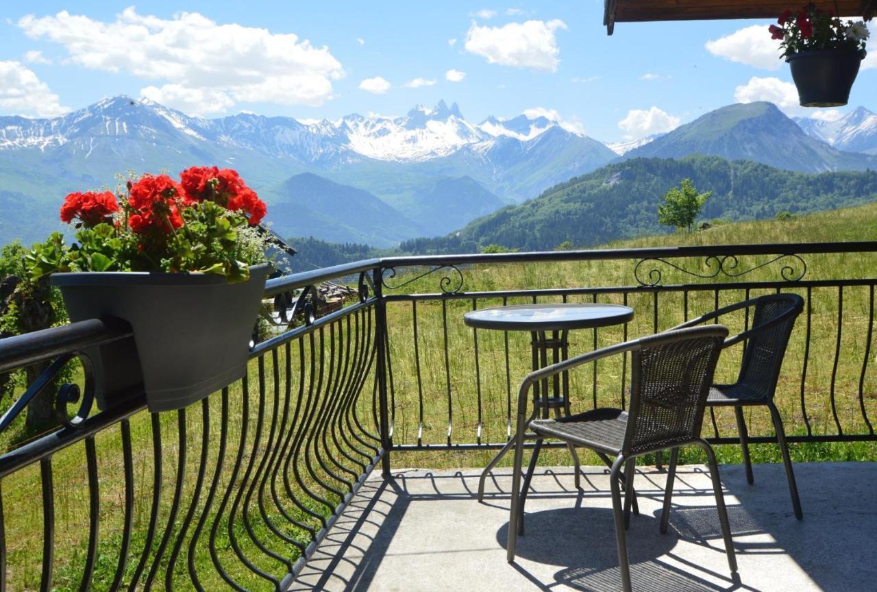 Le Petit Chalet-Leard Jarrier Exterior photo